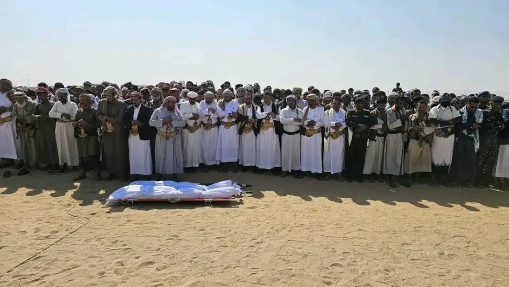 تشييع جثمان الشهيد مرسل ناصر رقيب نجل وكيل محافظة مأرب