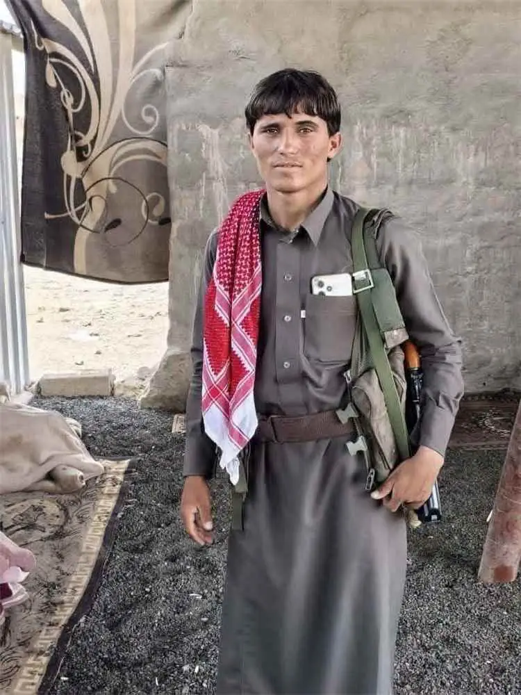 الشاب صقر عبدالله ناصر عكيل الحرملي