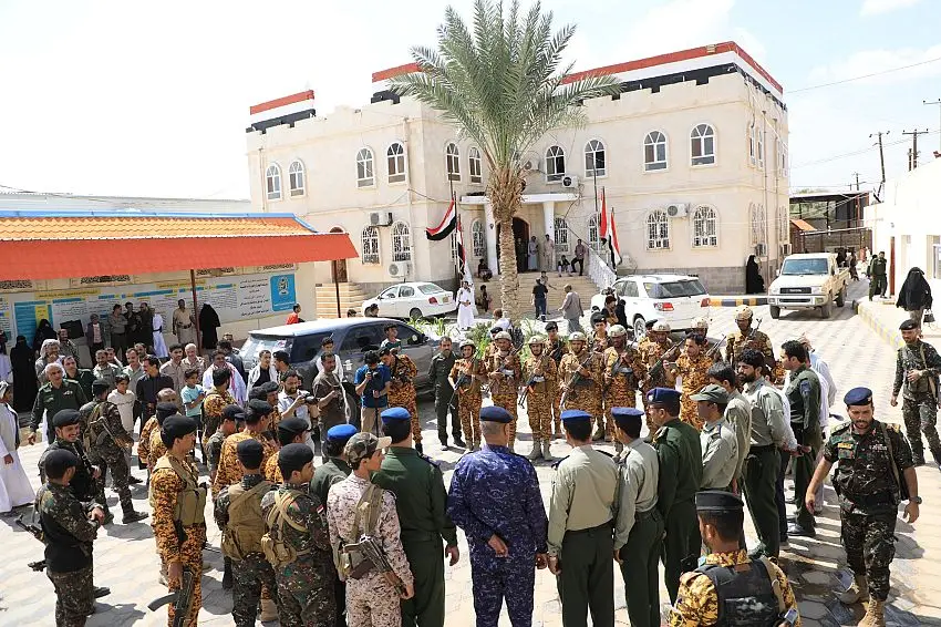 لجنة أمنية تتفقد الجاهزية لقوات الأمن في مأرب