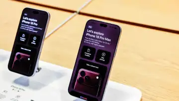 آبل تعترف.. آيفون 18 برو ماكس يفقد الشبكة على AT&T