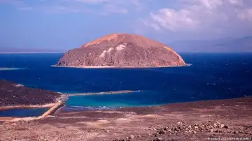 من باب المندب إلى تعز.. جغرافيا جديدة للحرب