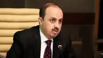 الإرياني: استهداف مطار الملك خالد إرهاب حوثي لا انتصار