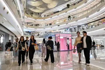 ثروات قياسية وشعور متنام بالفقر