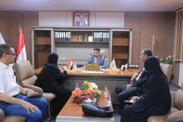 توجيهات حكومية لدمج الناجين من الألغام بمعاهد عدن ولحج