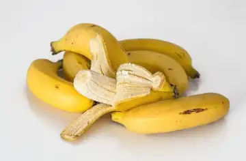 البطاطا الحلوة أم الموز.. أيهما أفضل لضبط سكر الدم؟
