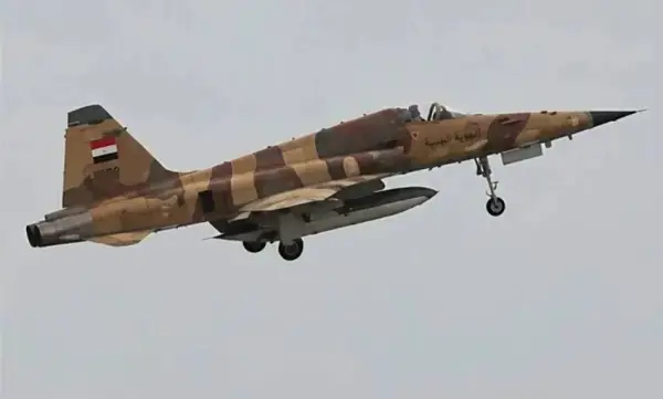 طيران الجيش يستهدف مواقع حوثية في تعز