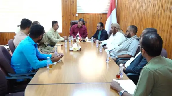 لجنة الدعم الإنساني بوادي حضرموت تناقش خطة العمل المشتركة