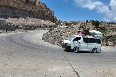 حصار تعز.. جرائم الحوثي الإنسانية ترقى لجرائم الحرب